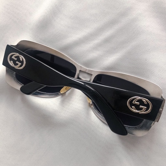 Vintage Gucci silver frame sunglasses - Picture 2 of 6